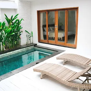 Angel 2 - Shortcut, Staff Included Villa