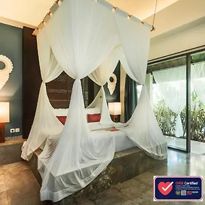 Karmagali Suites Adults Only & Private Pool Family Villas 4* Sanur (Bali)