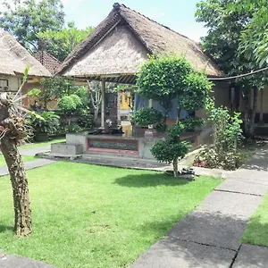 Hotel Daton House Near Bali Zoo Ubud Mitra Reddoorz Darmasaba