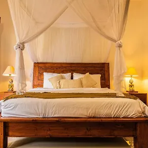 Cozy 2-bed With Pool 5 Mins To Finns Canggu (Bali)