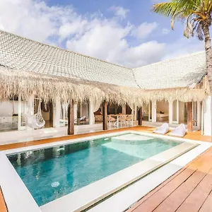 Villa Lahale Luxurious Boho Vibe Canggu Beach Bali Villa *