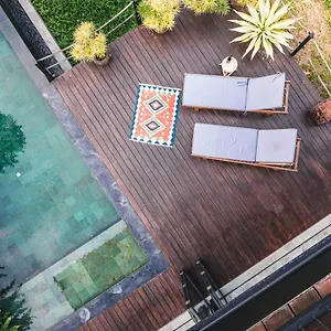 3 Bedrooms Tropical Modernism Rice Field And Jungle Villa Ubud (Bali)