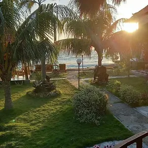 The Umah Prahu * Batununggul