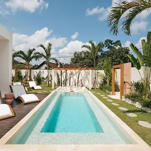 Lamer Villa *