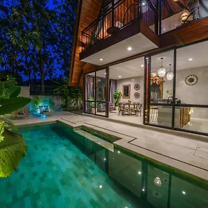 Kirana - Designer 2-bedroom With Pool In Pererenan Villa *