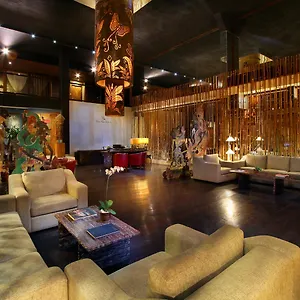 Kupu Kupu Club & By Loccitane Hotel