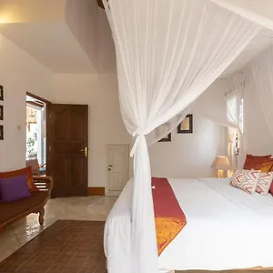 Poppy Villa Seminyak (Bali)