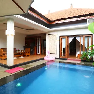 The Umah Pandawa And Guest house Uluwatu (Bali)
