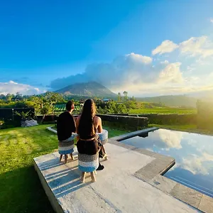 Batur Panorama Bed & Breakfast *