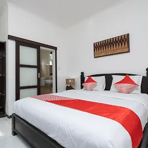 Oyo 2417 Panen House Bali 3*