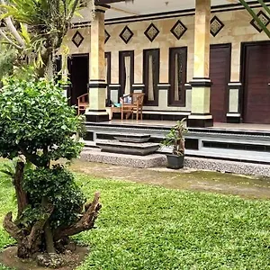 Homestay D'sari Undisan *