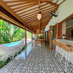 Satrisna Canggu Villa *