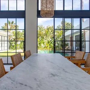 Modern Elegance In Bingin 3 Bedroom Luxury فيلة *