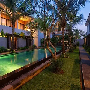 Sunrise Kerobokan Hotel 3*