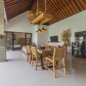 Charming 3 Bedrooms Walking Distance Villa