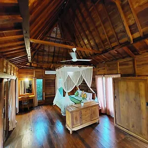 Villa Shivananda Antique By Eps *
