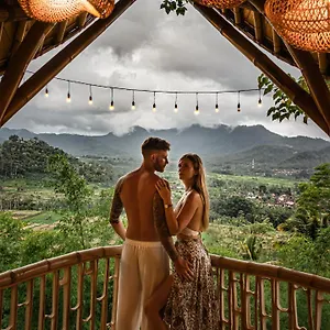 Bird Hills Bamboo House Lodge Karangasem (Bali)