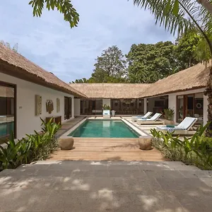 Lima Hati Villa