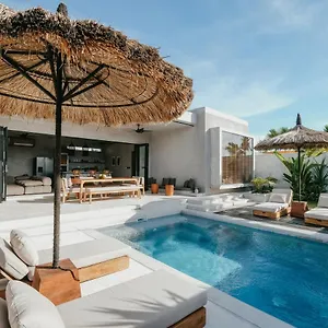 Concrete Retreat Umalas Villa Canggu (Bali)