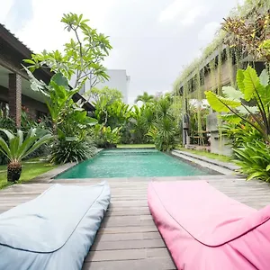 The Kumpi Bali By The Lavana