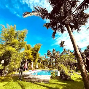 Apit Lawang & Resto 2*
