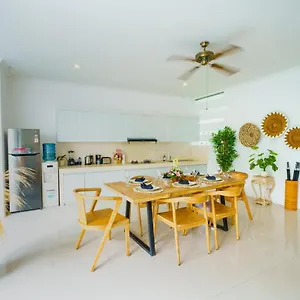 Selog Seven Villa Seminyak (Bali)