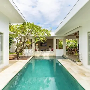 Fresh And Stylish 3bd In With Private Pool Villa Seminyak (Bali)