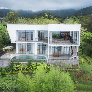Villa The Hacienda Lovina (Bali)