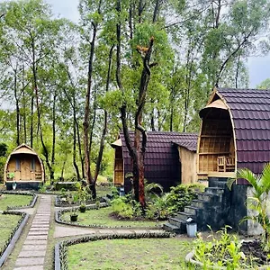 Lodge Bamboo Austin Mountbatur *