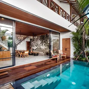 Villa Nusantara Loft Ndao By Alfred In Bali