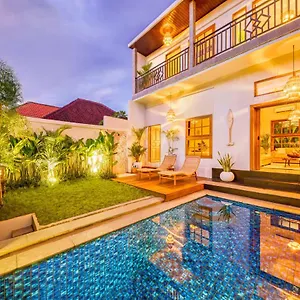 Maya - 4bdr With Private Pool & Garden * Canggu (Bali)