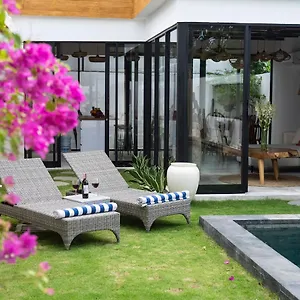 Villa Kavala *
