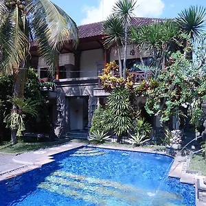 Holiday park Wahyu And Restaurant 3*