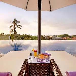 Fox Bali Отель