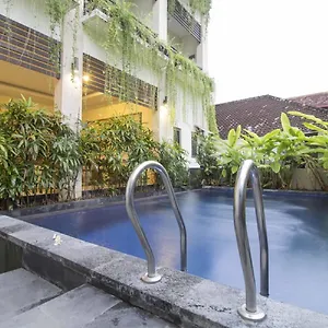 Reddoorz At Benesari 2 Legian Guest house 3*