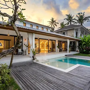 Bisous Villa