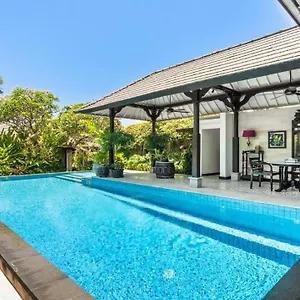 Villa Kejora 12 Beachfront 3 Bedroom Luxe