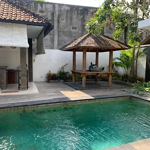 Jaya Villa Kerobokan (Bali)