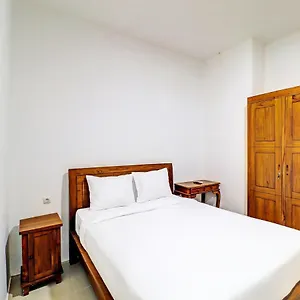 Capital O 92039 Runways House 3*