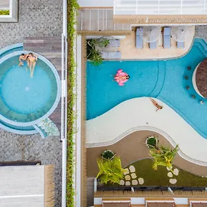 Roomates Surf Camp By Ini Vie Hospitality *