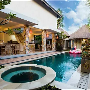 Guest house Dream-ii: 2 Private Near The Pool