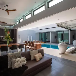 New Ultra Luxury - Seminyak. Villa Seminyak (Bali)