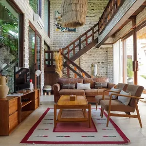 Villa Batu Kaca Pererenan