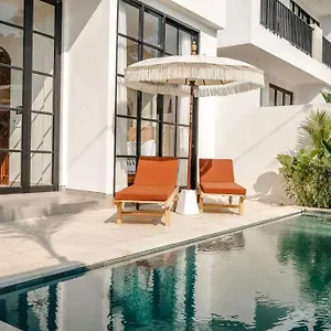 Villa Harimu - Berawa Modern Homey 10-mins To