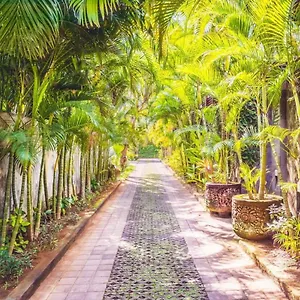 Baladeva - 5 Bdr Luxury With Huge Private Pool * Kuta (Bali)
