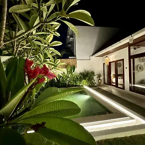 Lovely 2 Bedroom 1 Minute From Munggu Canggu (Bali)