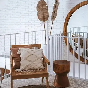 Villa Echo - Mezzanine In The Heart Of Canggu (Bali)