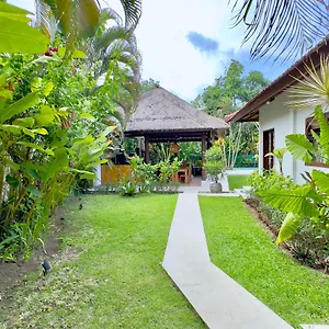An Amazing 6bdr Private Family With Pool