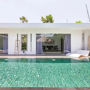Jago - Private Luxury With Large Pool In Villa