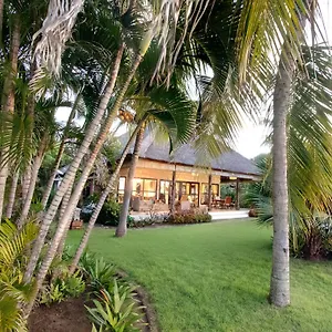 Luxurious & Tranquil Beachfront Private With Private Pool *
